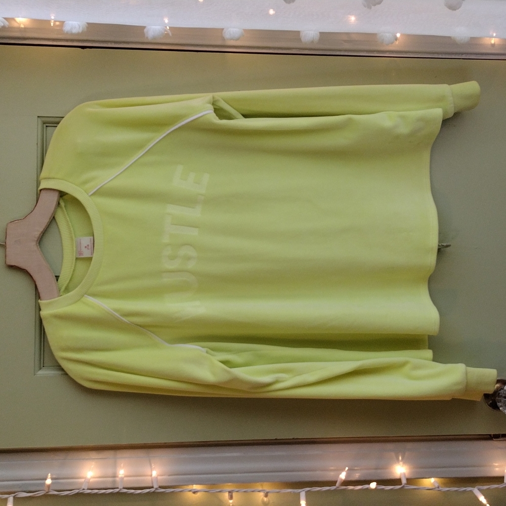 Women's No Boundaries Hustle velour neon yellow long sleeve shirt Medium